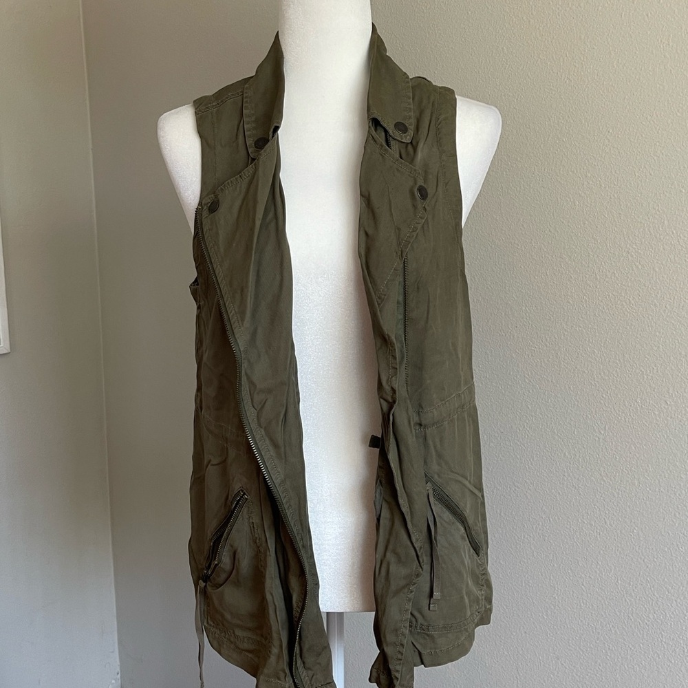 Olive Green Sleeveless Women's Jacket Size M